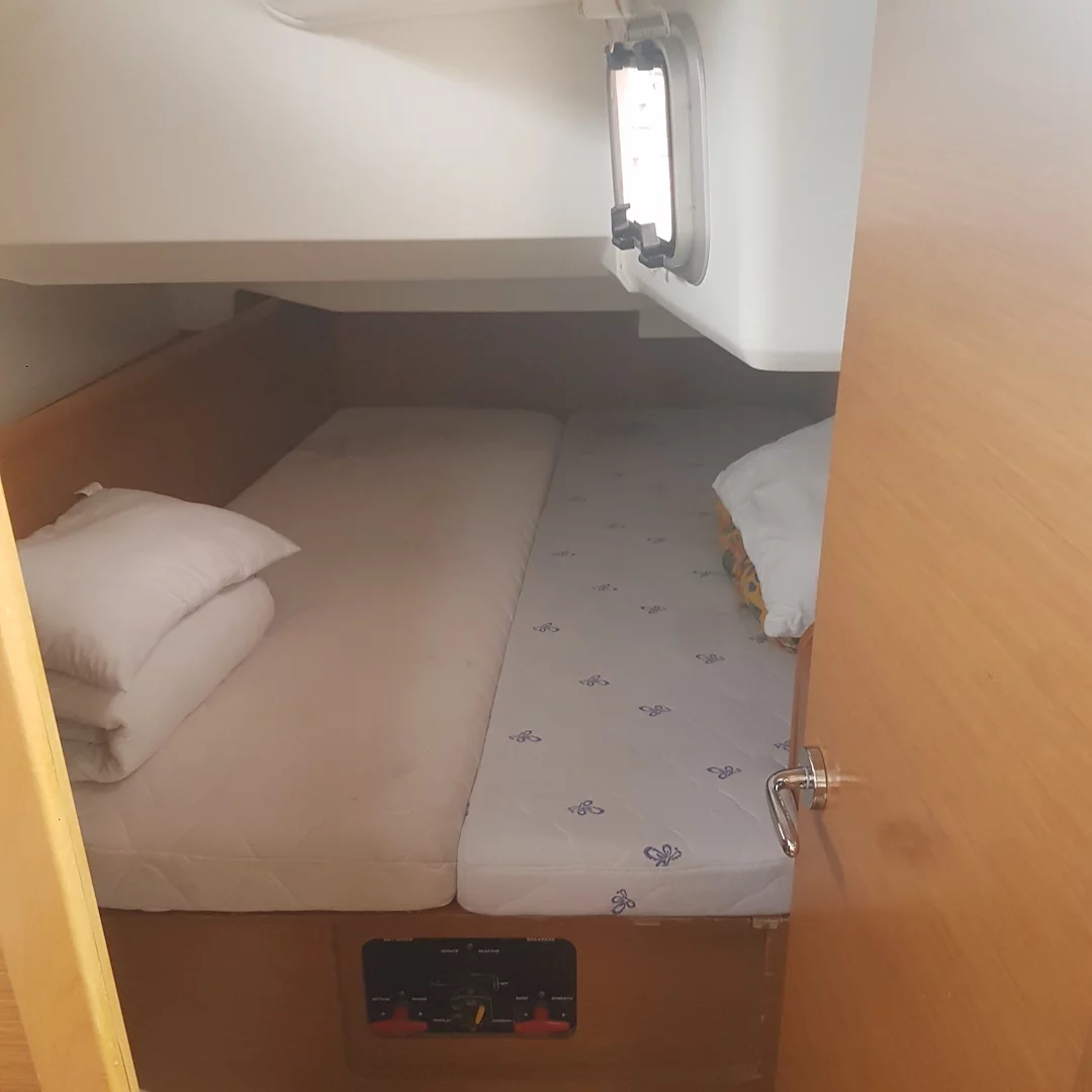 Sun Odyssey 439 (Victoria of Sweden)  - 6