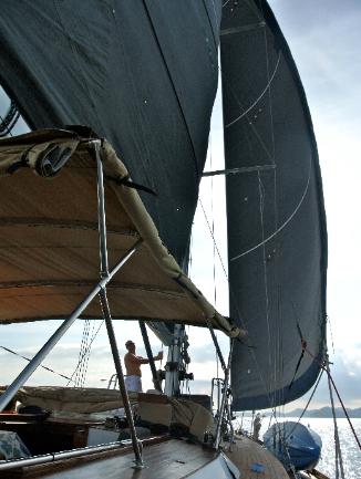 Photo #10 - Cowes Shipyard (Orion) in Coron - 2890