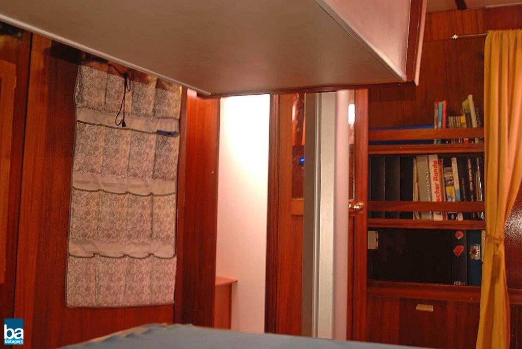 Photo #7 - One Off Explorer Ketch (ELMA) in Lefkada - 2904