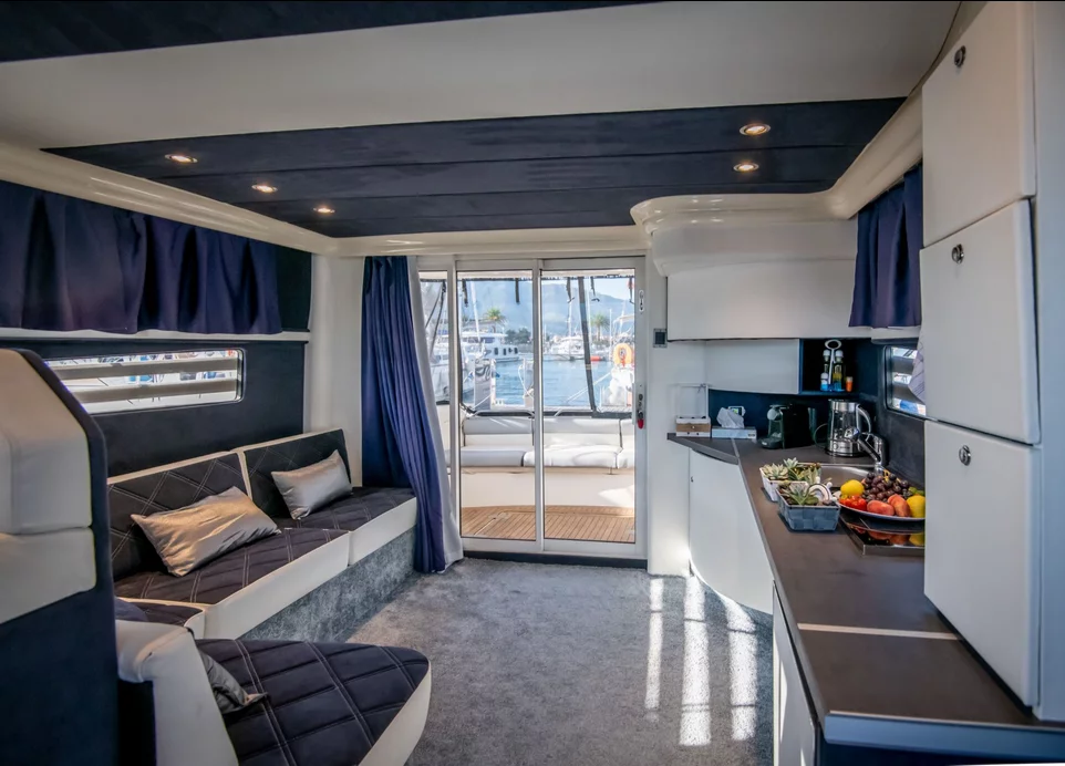 Fairline Phantom 42 (Hermes)  - 2