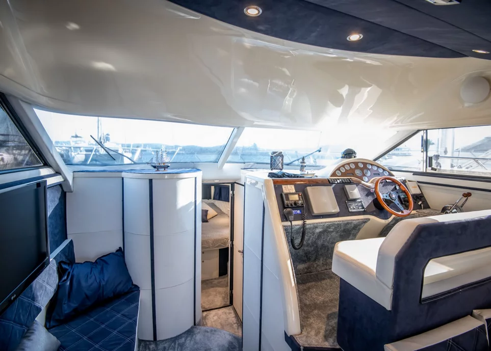 Fairline Phantom 42 (Hermes)  - 4