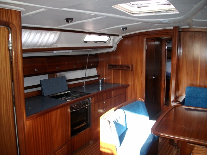Photo #4 - BAVARIA 44 I (IRENE) in Corfù - 2941