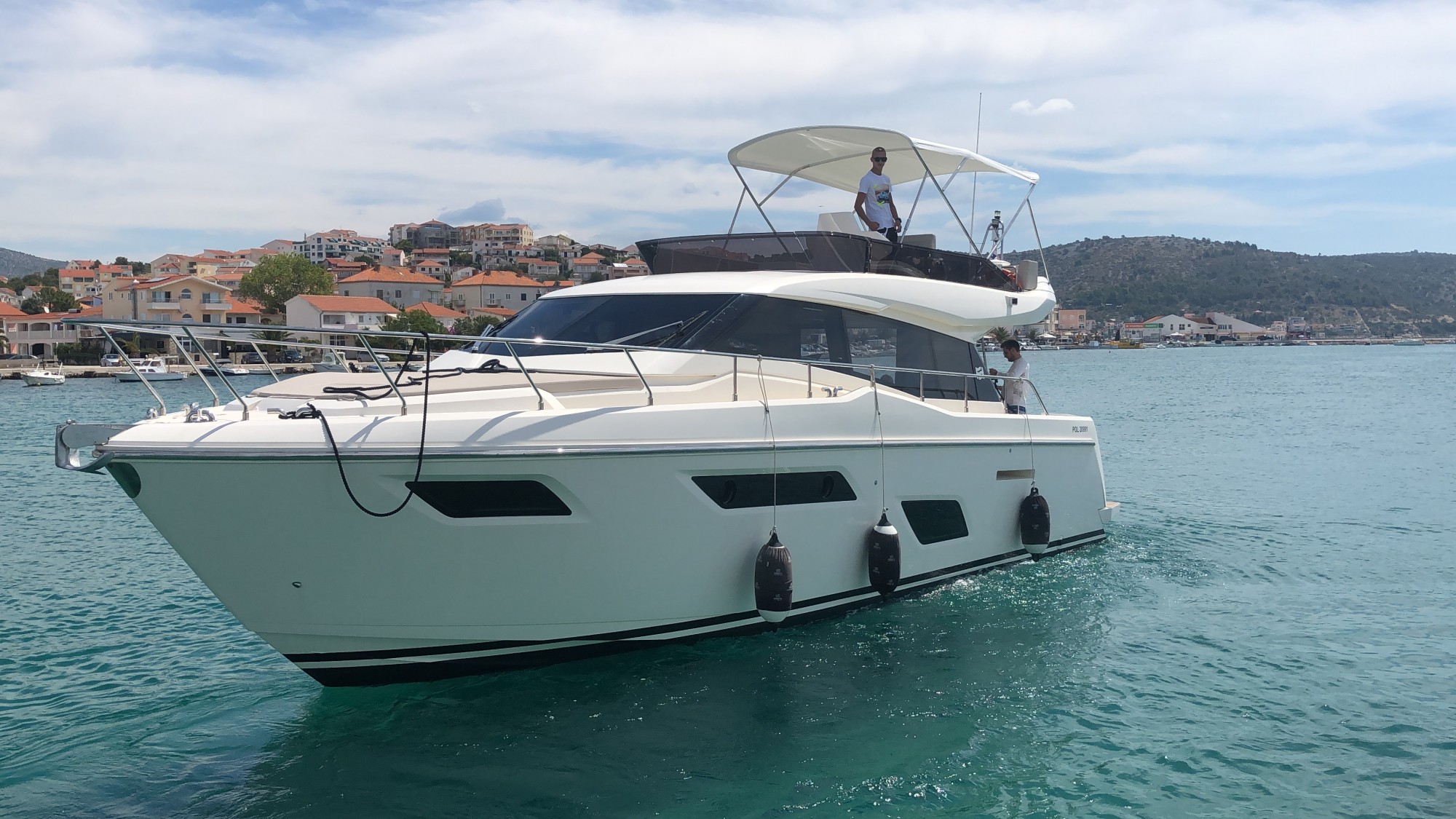 Photo #3 - Ferretti 450 (Silver) in Sibenik - 2959