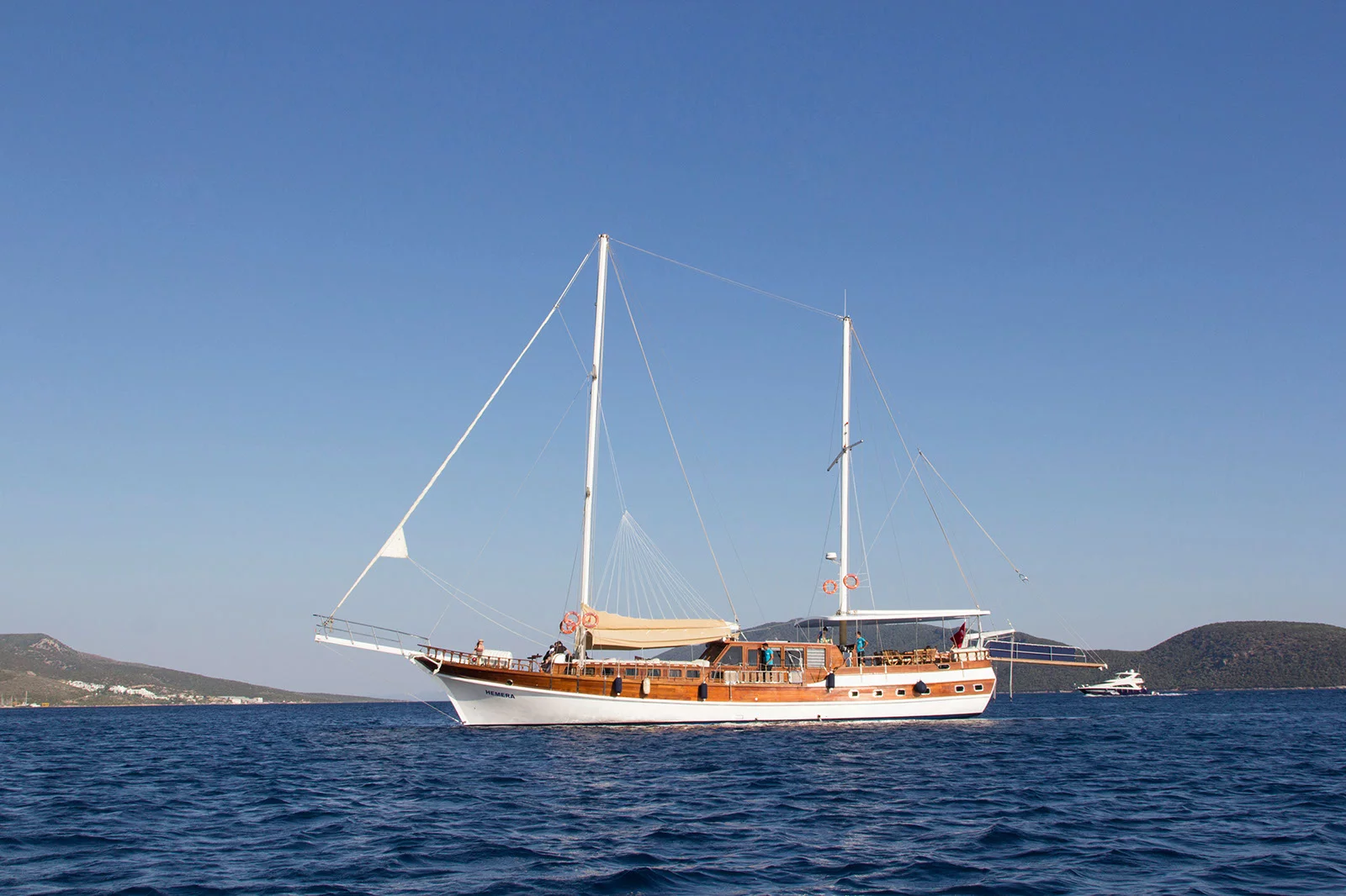 Custom (M/S Hemera)  - 4