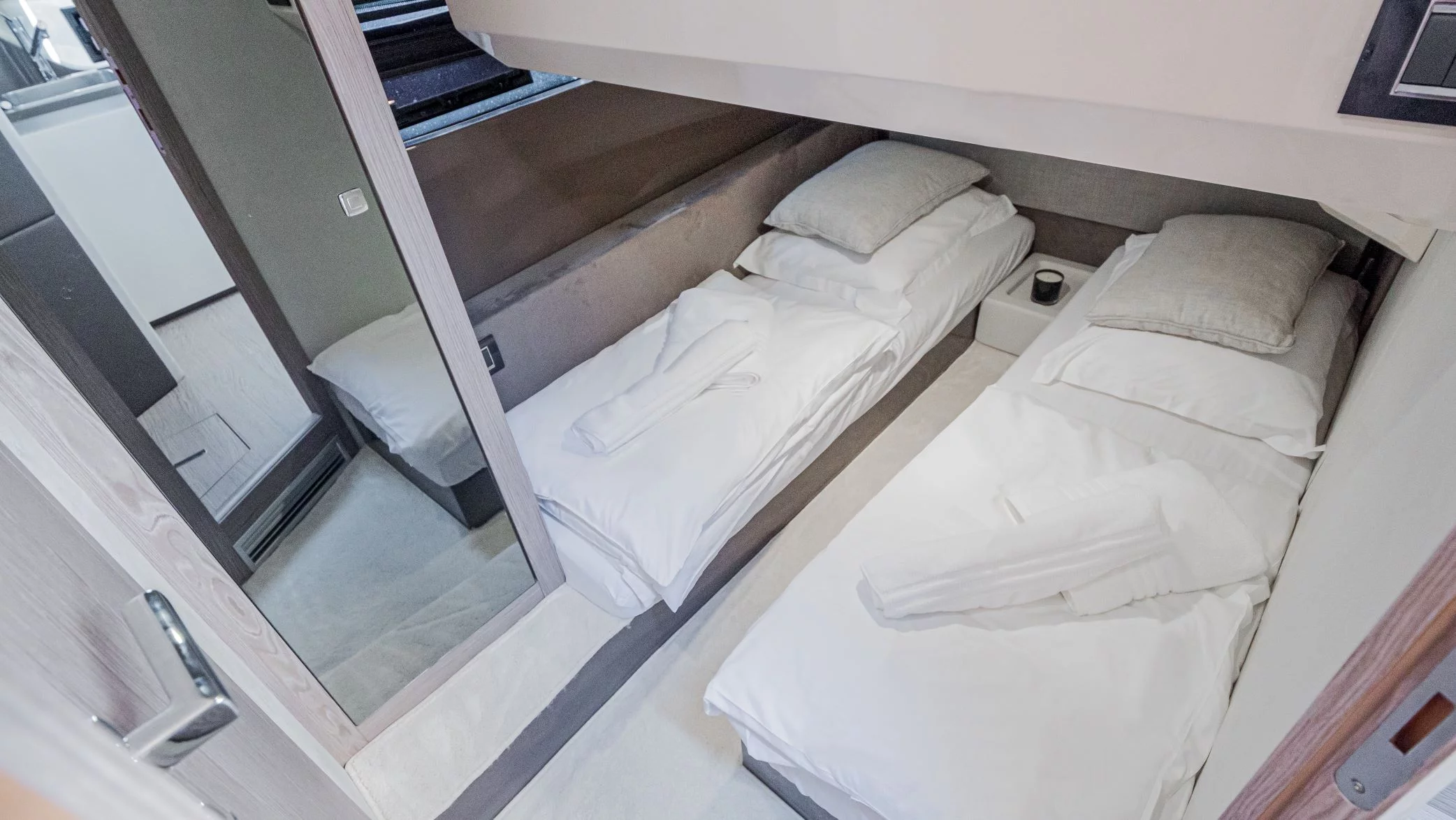 Sessa Flybridge 42 (Jupika II)  - 10