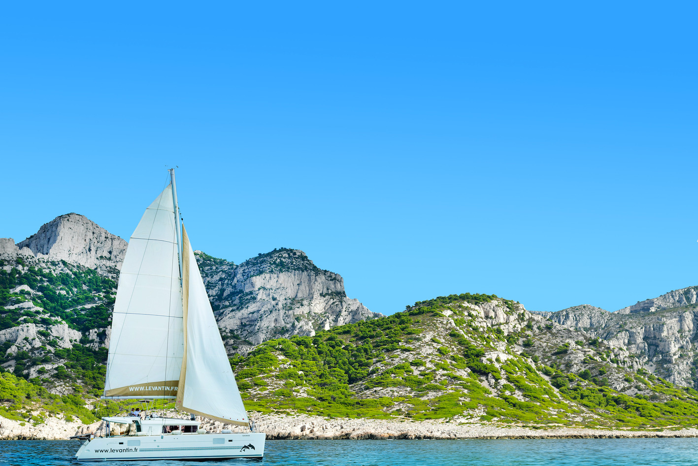 Photo #7 - Lagoon 450 (Savana) in Marseille - 3046
