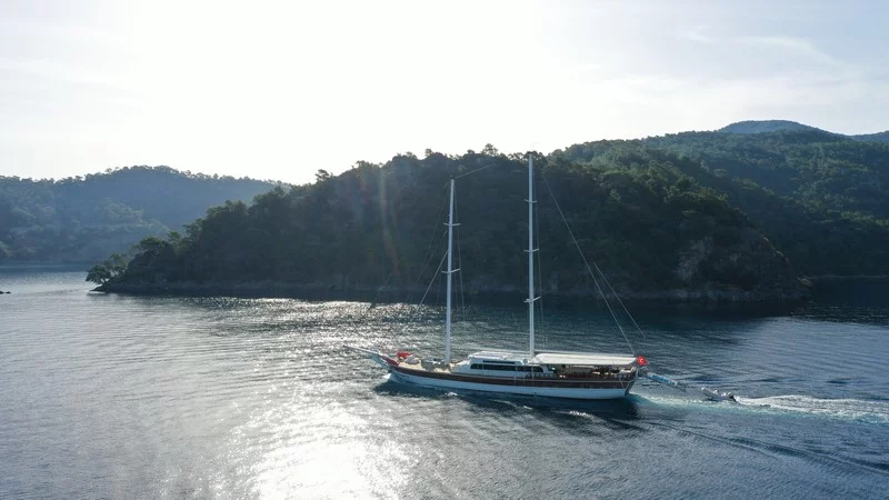 Motor Sailer (Holiday 10)  - 0