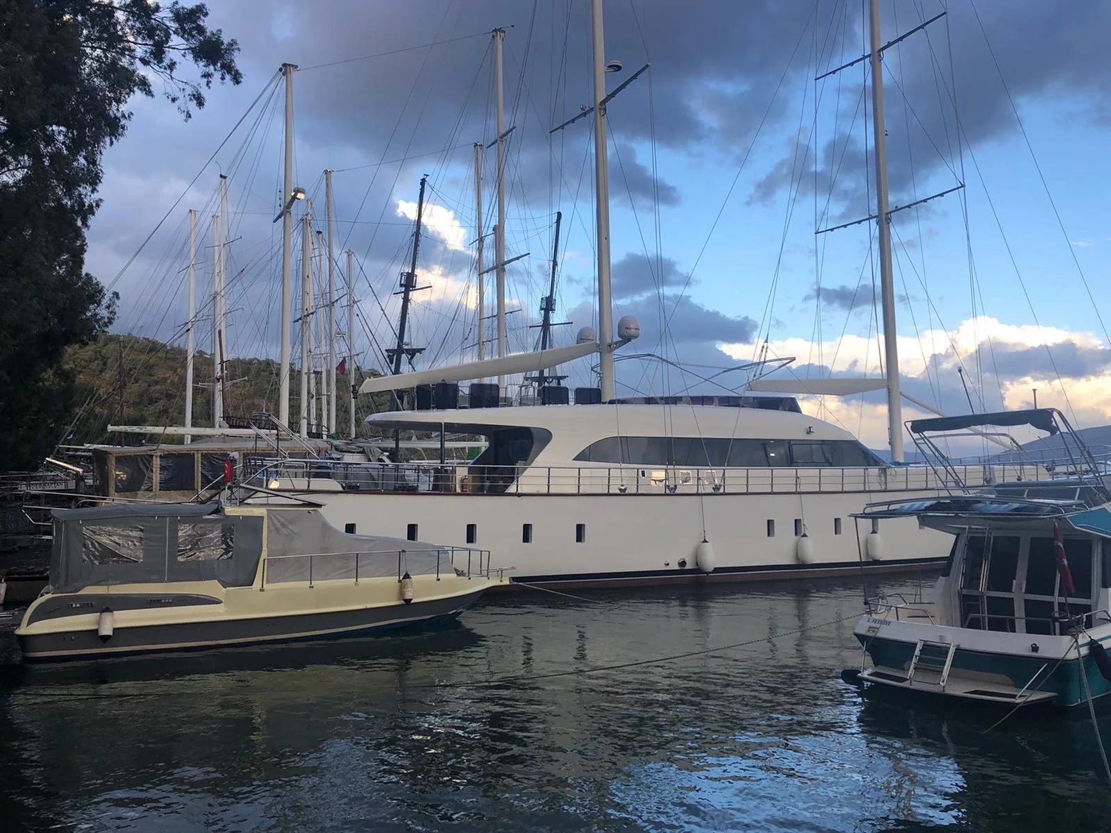Motor Sailer (Queen of Makri)  - 11