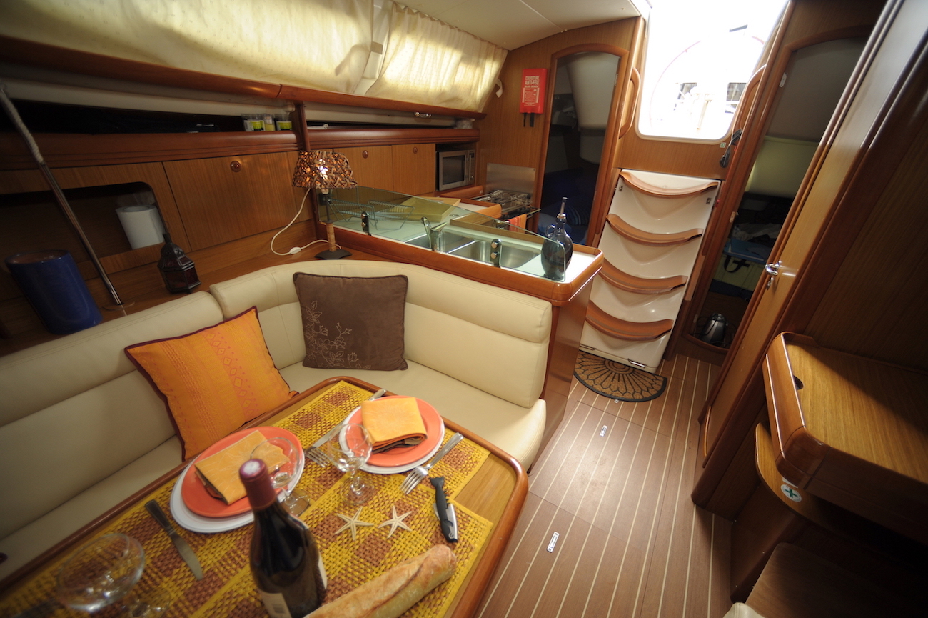 Photo #7 - SUN ODYSSEY 36i (SO CORSICA) in Ajaccio - 3058