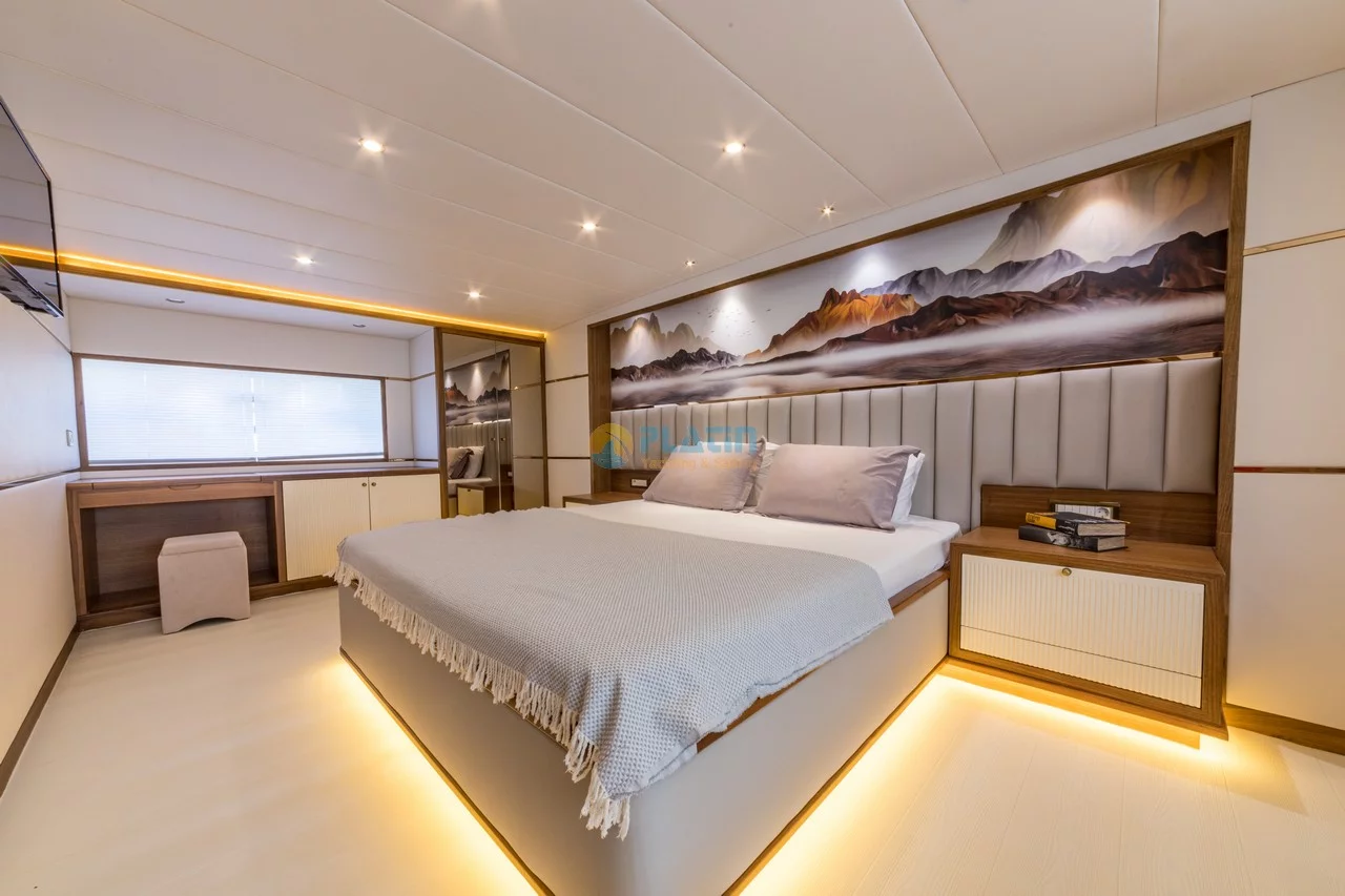 Trawler (Floki)  - 18