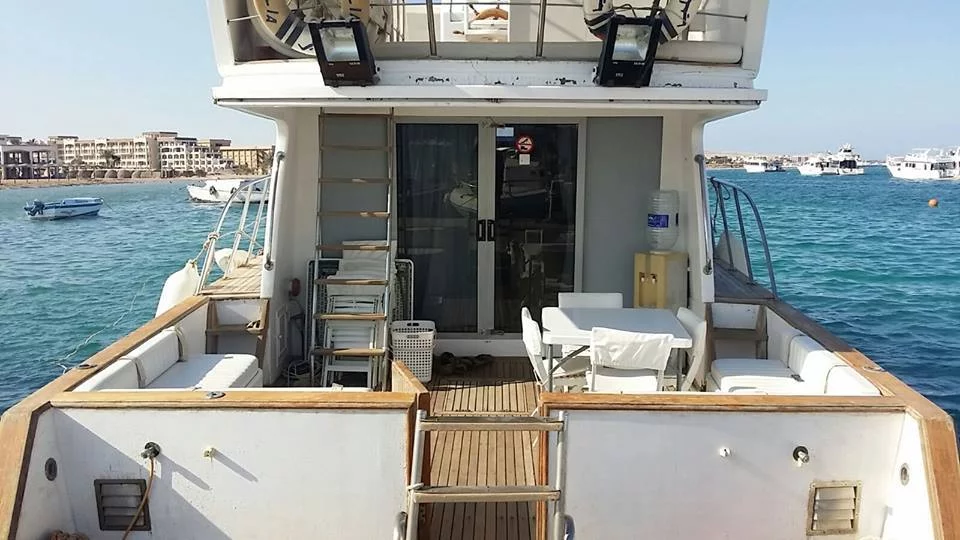 Power boat (Tilia)  - 9