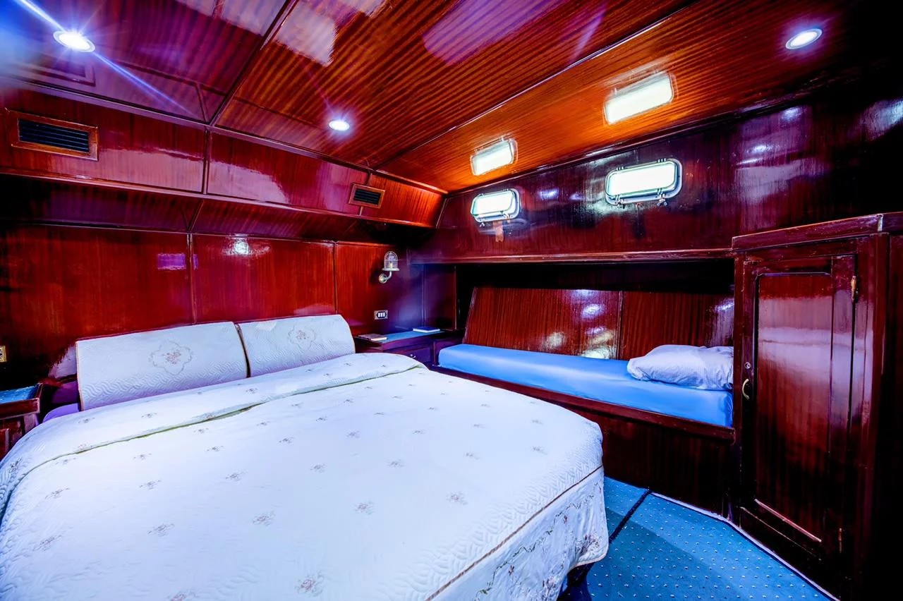 Power boat (Wafaa)  - 17