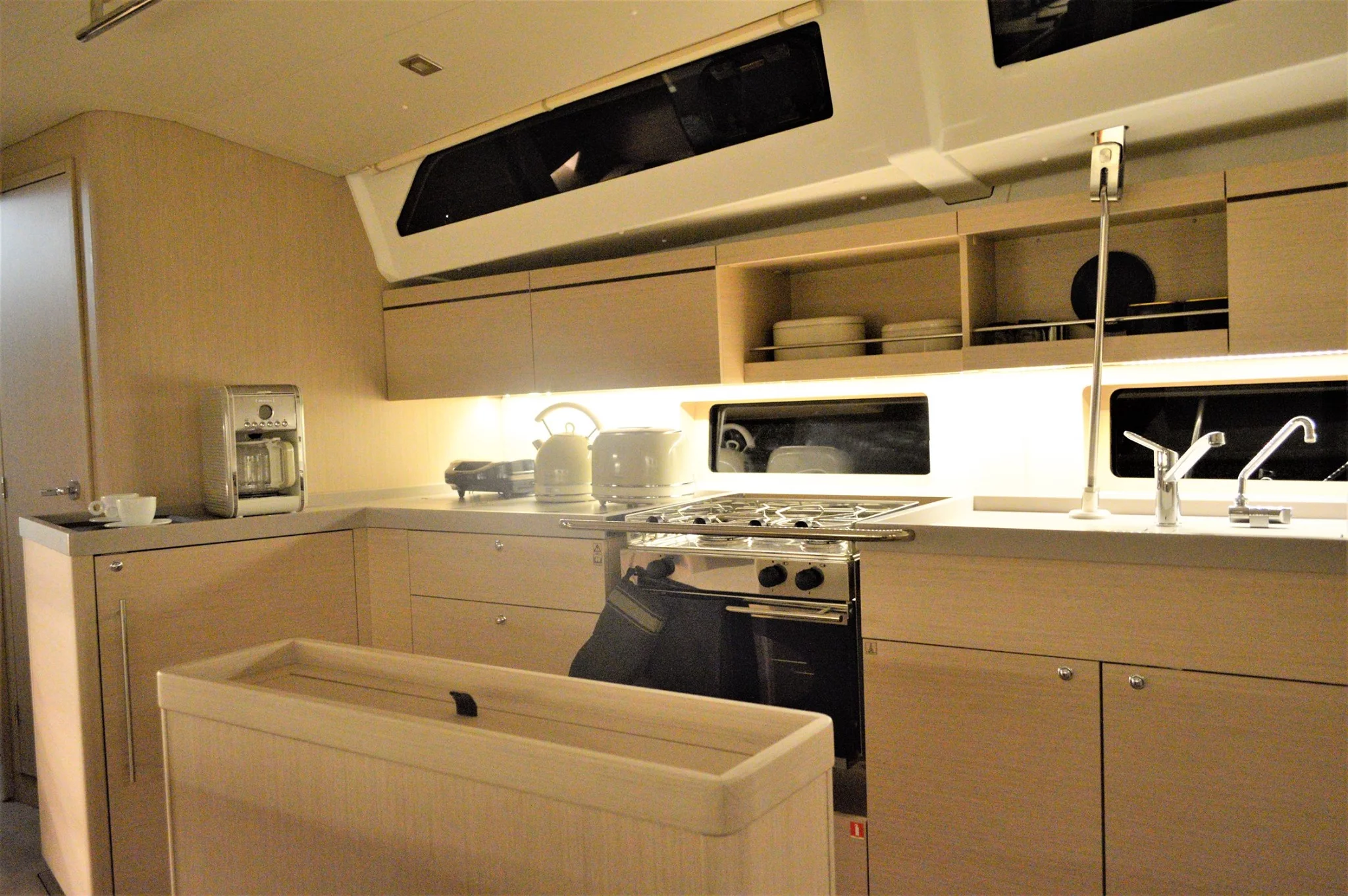 Oceanis 46.1 (Beautiful Helen)  - 3