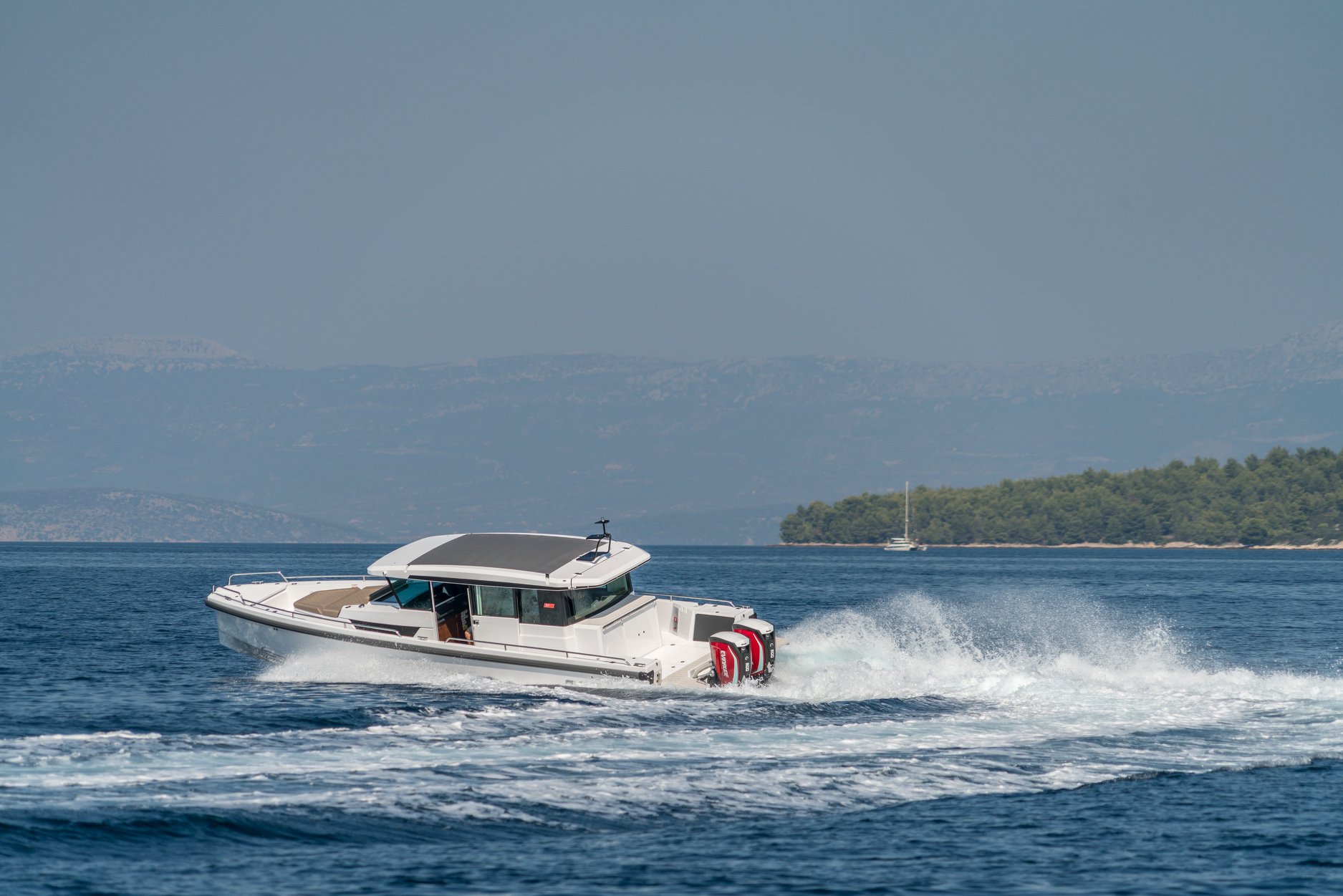 Photo #2 - Axopar 37 C (Miss G) en Split - 3098