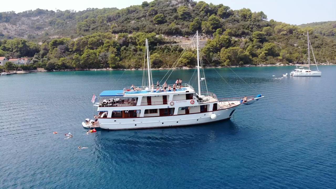 Photo #1 - Mini cruiser (OTAC NIKOLA) in Split - 3104