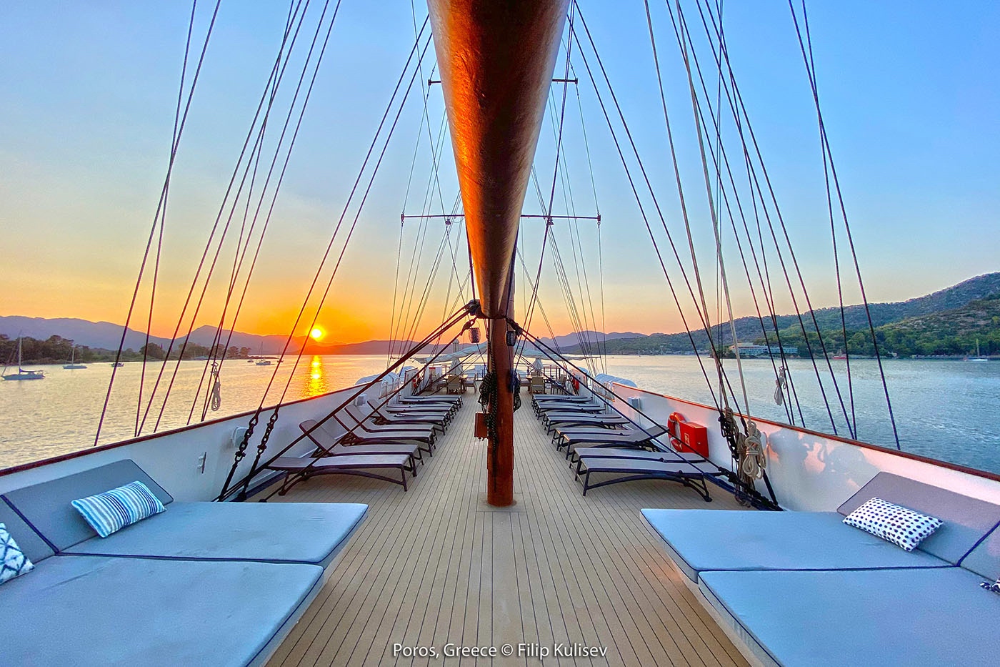Photo #2 - Motor Sailer (Galileo) in Atene - 3105