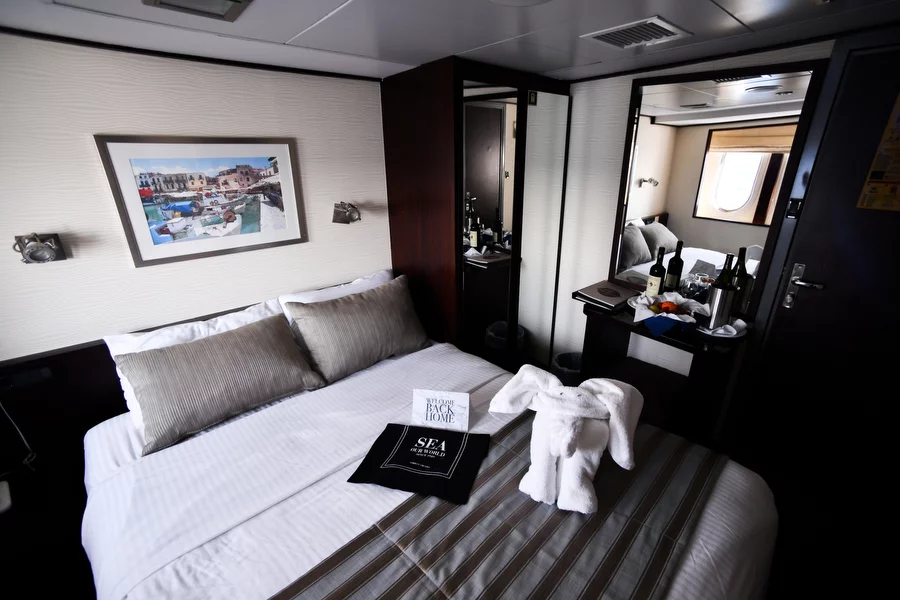 Motor Yacht (Harmony V)  - 7