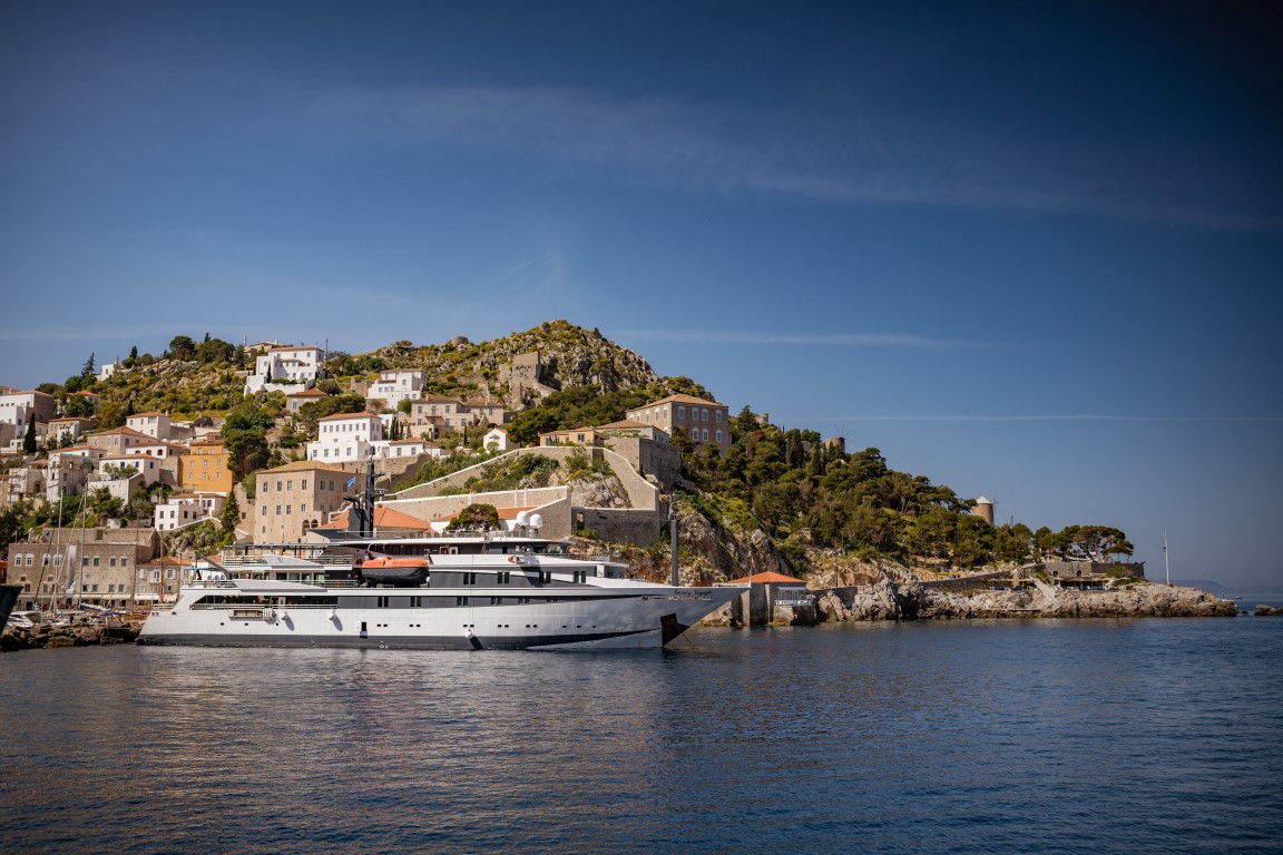 Photo #2 - Motor Yacht (Variety Voyager) en Naples - 3107