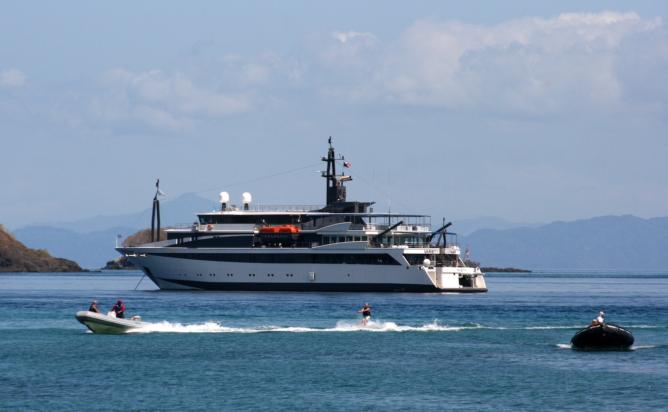Photo #3 - Motor Yacht (Variety Voyager) en Naples - 3107