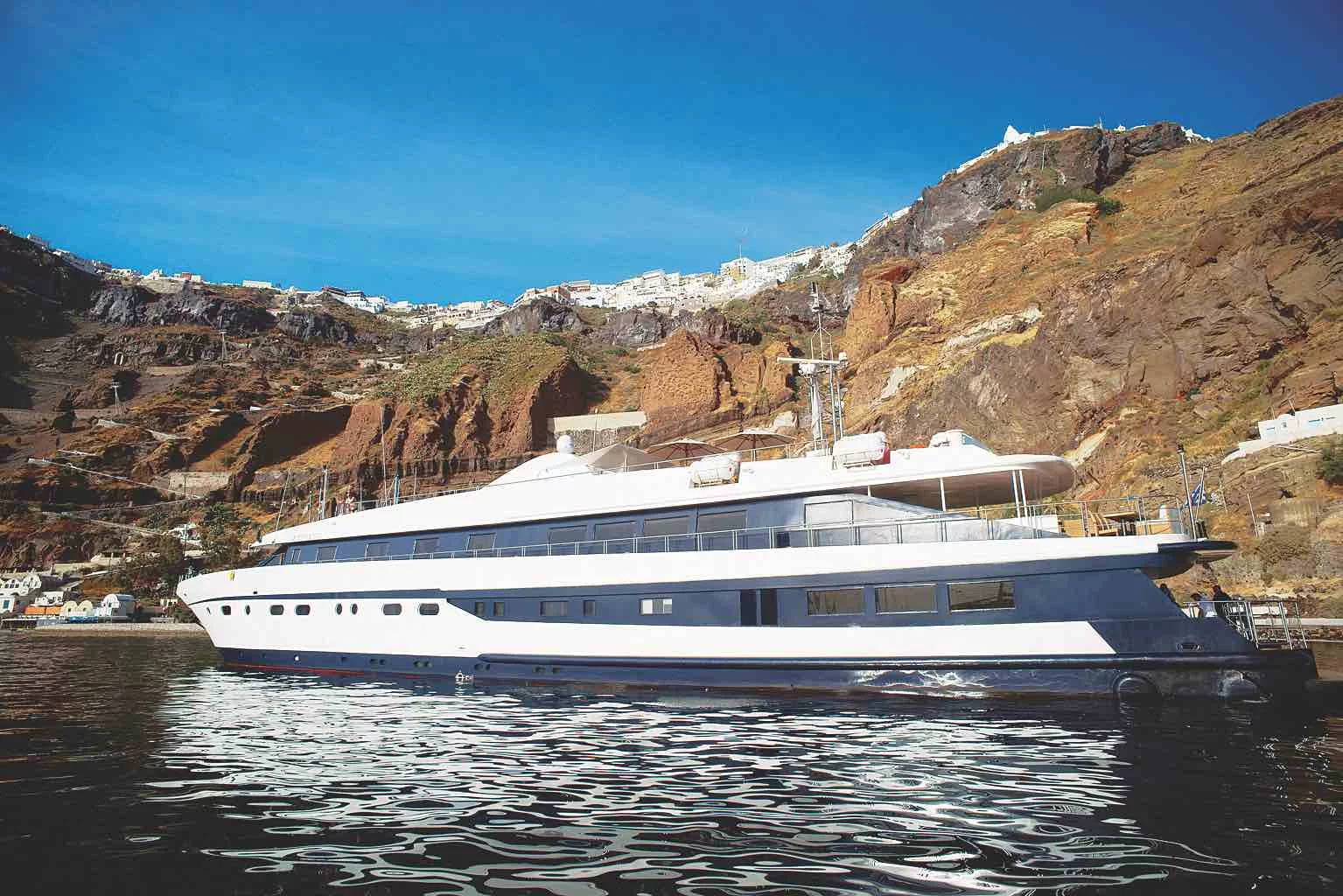 Motor yacht (Harmony G)  - 0