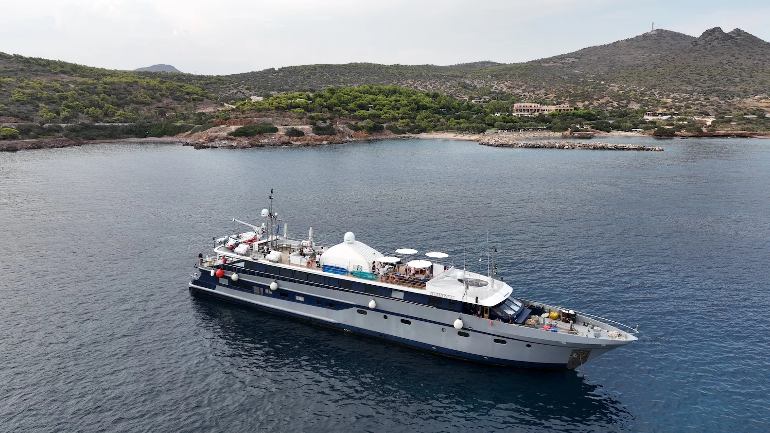 Motor yacht (Harmony G)  - 11