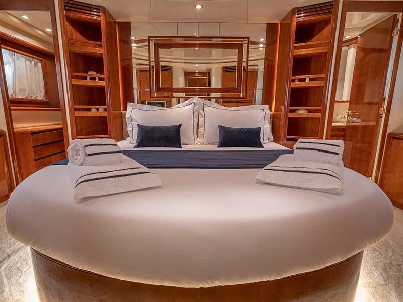Azimut 74 (Estia Zeus)  - 30