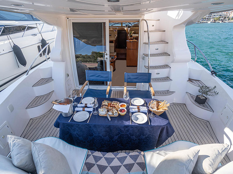Photo #5 - Majesty 50 (Estia Two) in Atene - 3119