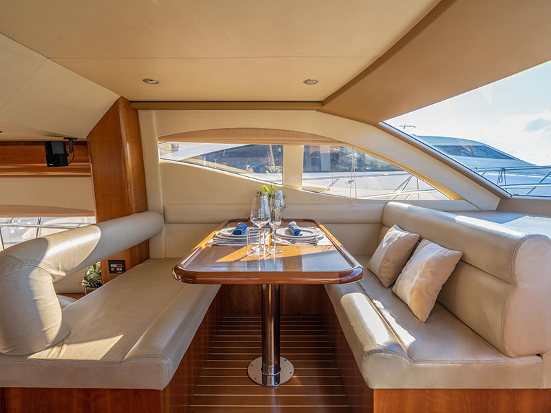 Photo #11 - Majesty 50 (Estia Two) in Atene - 3119
