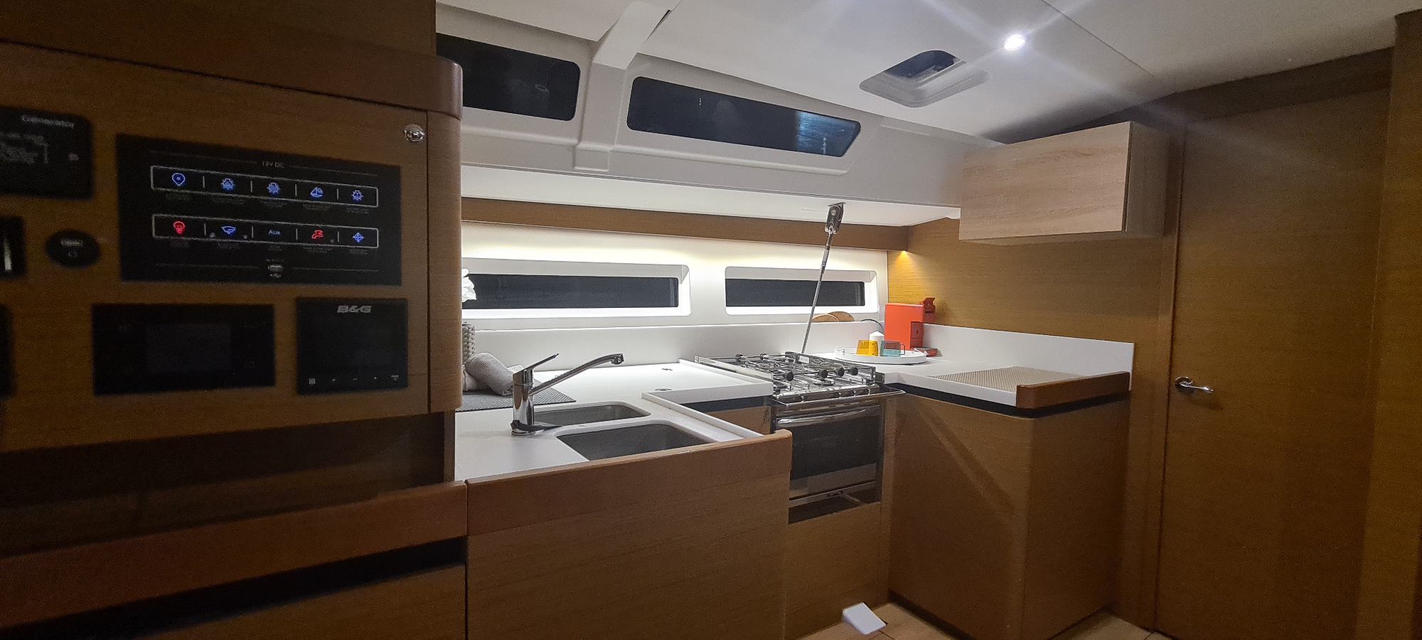 Photo #7 - Jeanneau Sun Odyssey 490 (SELINI) in Kavala - 3120