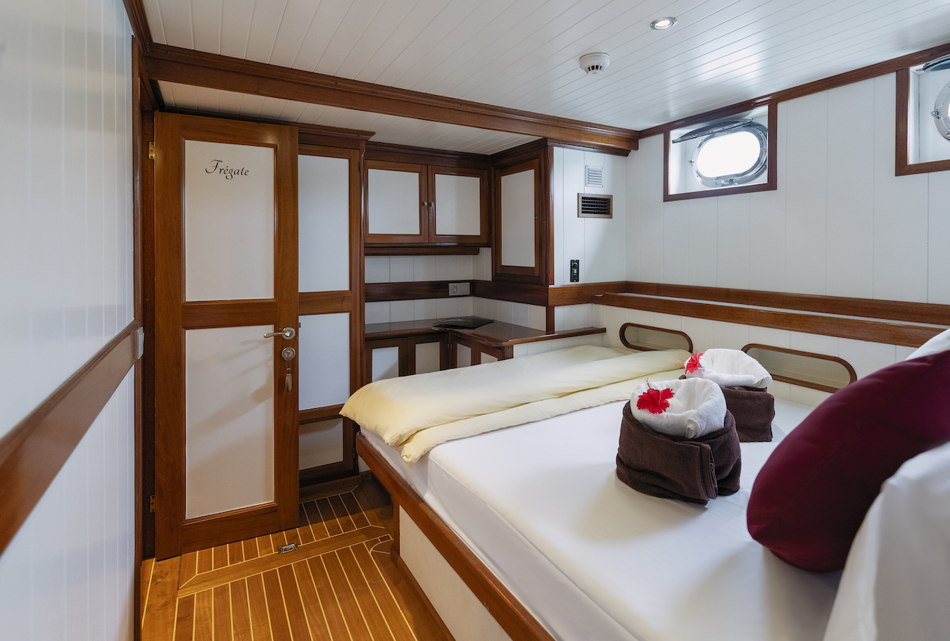 Photo #19 - NetaMarine (Galatea) in Mahe - 3123