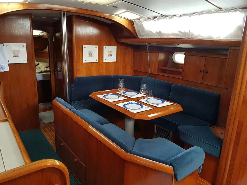 Jeanneau 42 (Santos)  - 2