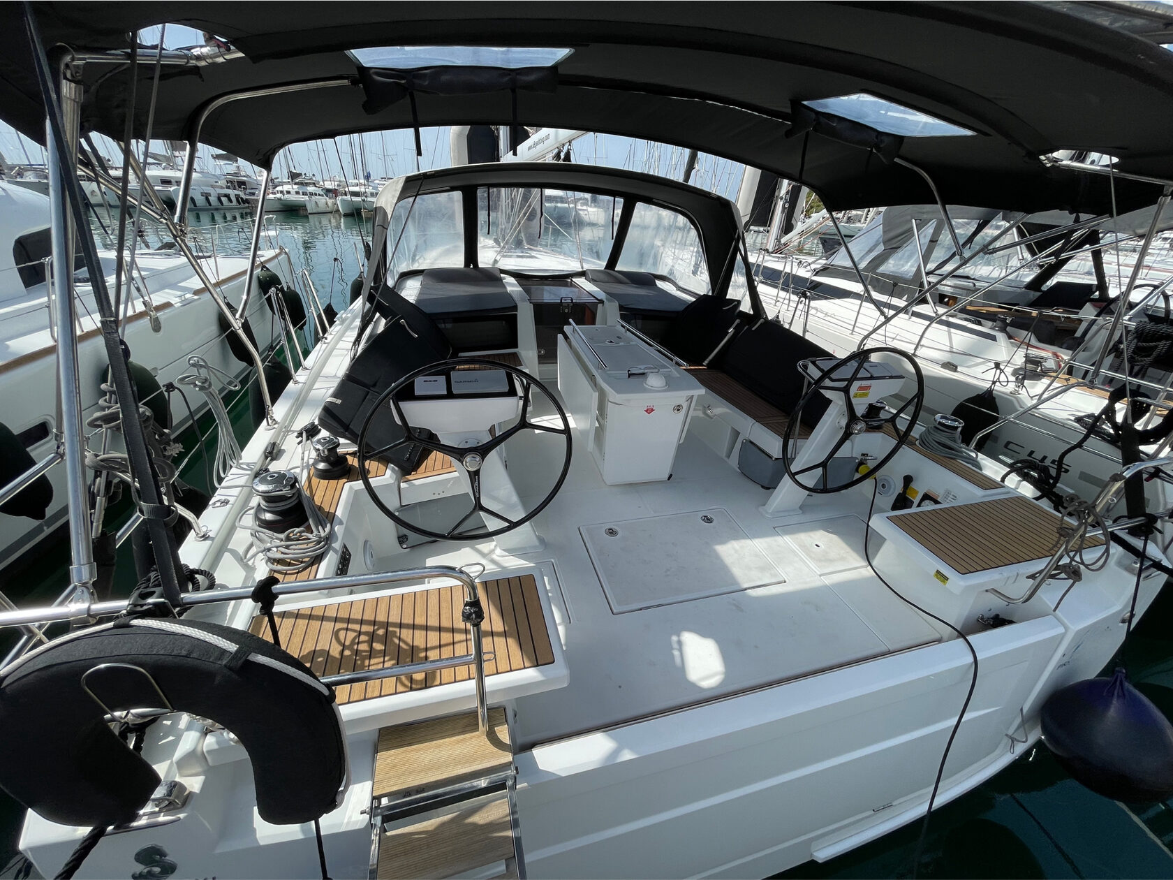 Photo #2 - Oceanis 46.1 (Premium sailing) en Athènes - 3134