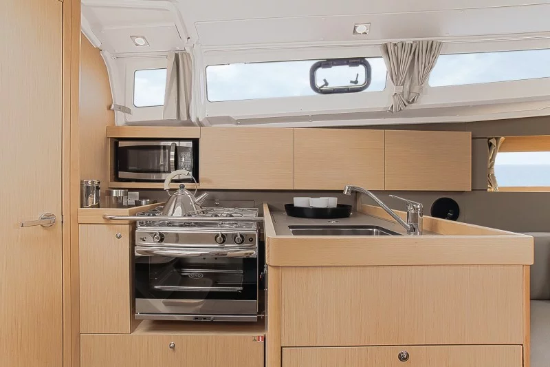 OCEANIS 35.1 - 2019 (3 Pommes)  - 352