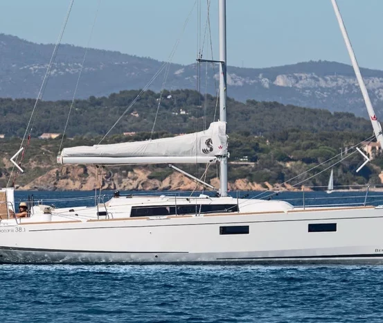 OCEANIS 38.1 DL (TAOMINO)  - 46