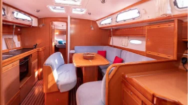 Bavaria Cruiser 40 (Bunny Girl)  - 1