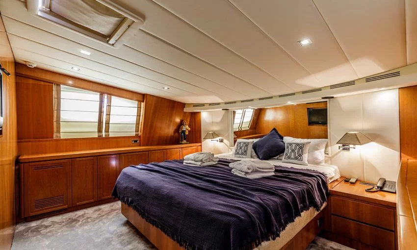 Falcon (Motorboat 35M)  - 14