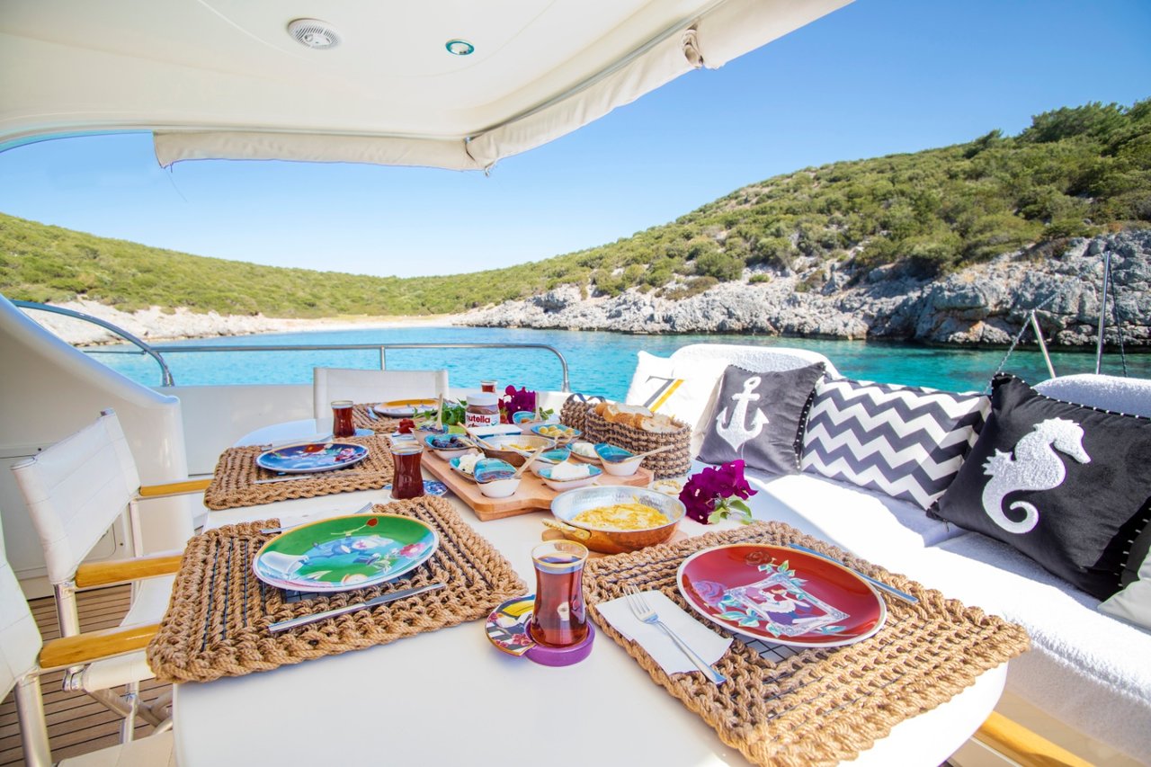 Photo #7 - Motorboat Custom Built (Zelida) en Bodrum - 3190