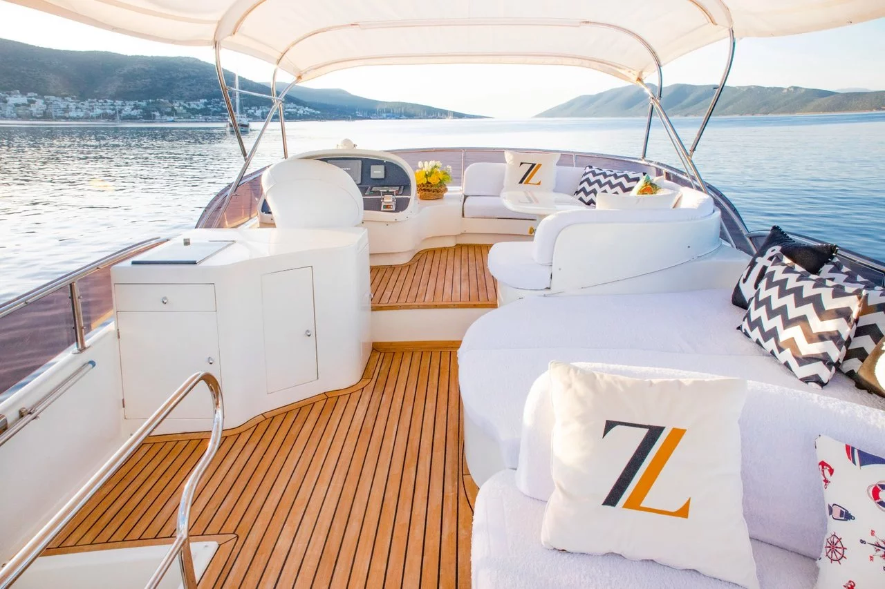 Motorboat Custom Built (Zelida)  - 19