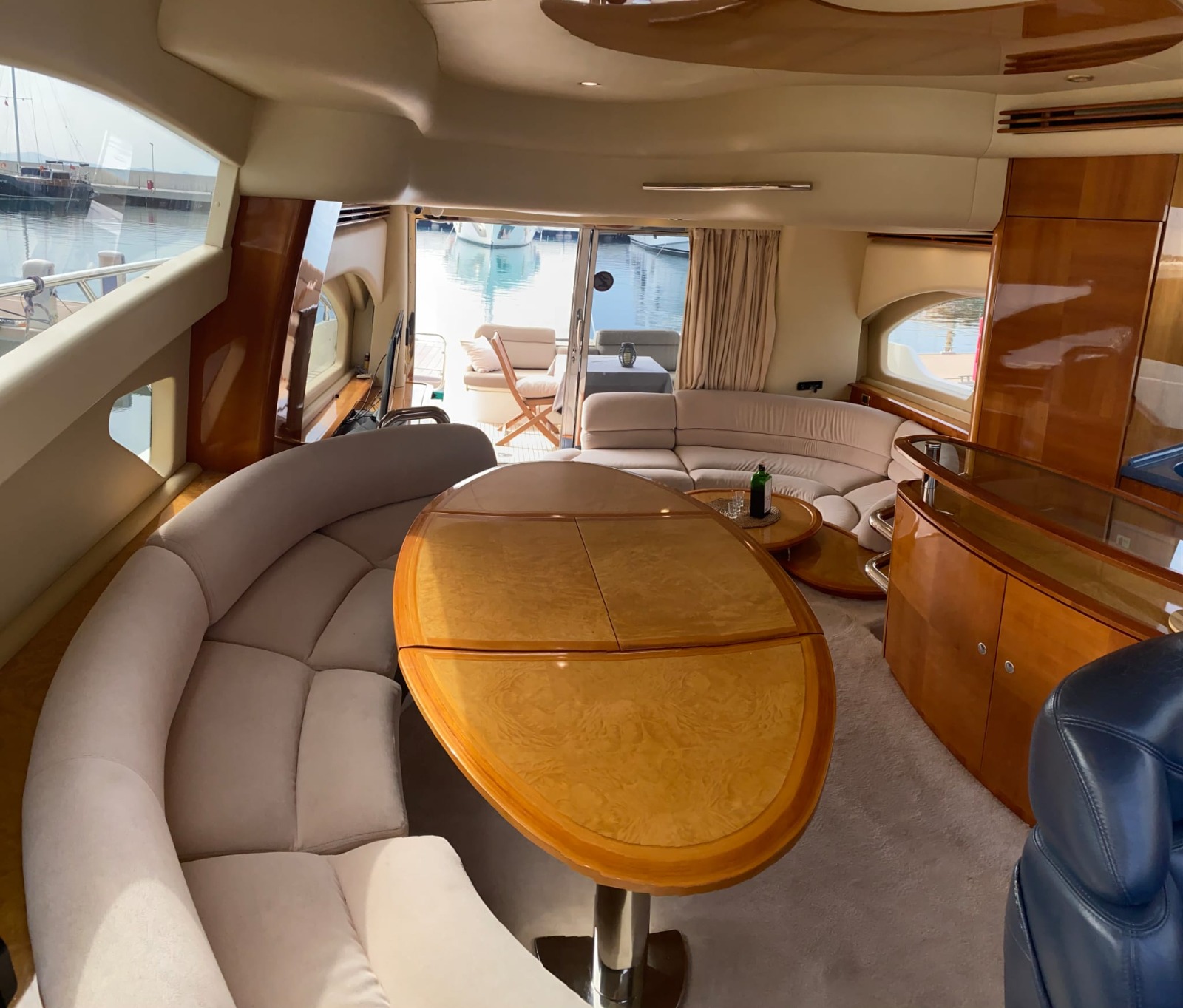 Photo #18 - Azimut 57 (Motoryacht Azimut 57) in Bodrum - 3198