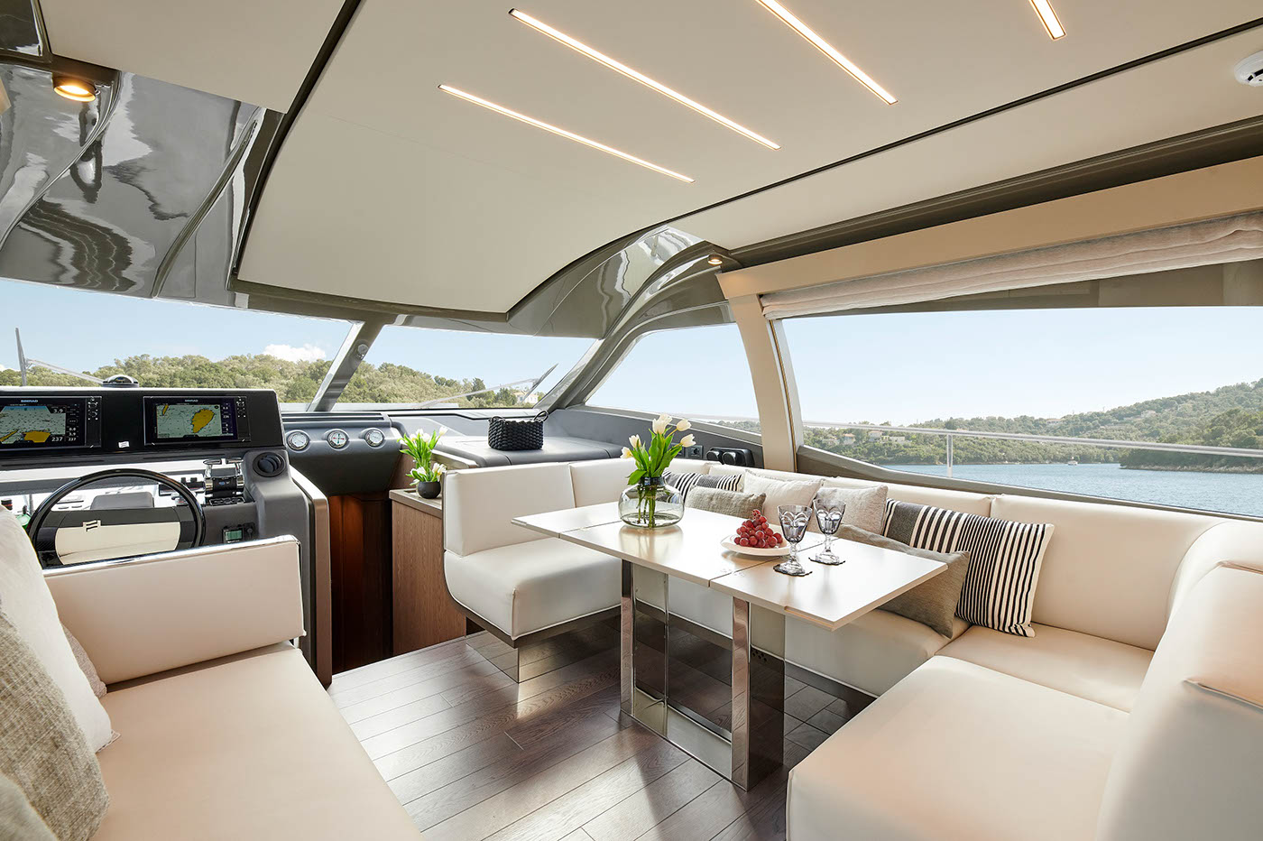 Photo #6 - Ferretti (El Petas) in Athens - 3205