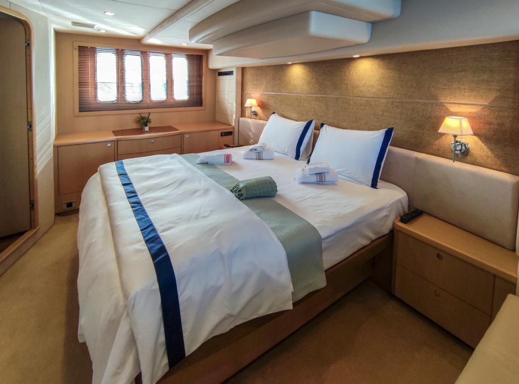 Photo #3 - Princess 62 (Motorboat PRN) in Bodrum - 3209