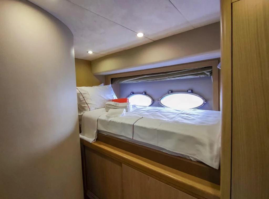 Princess 62 (Motorboat PRN)  - 6