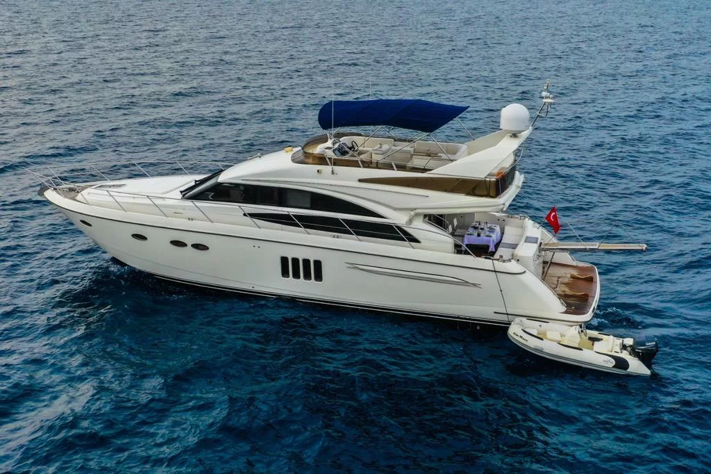 Princess 62 (Motorboat PRN)  - 16