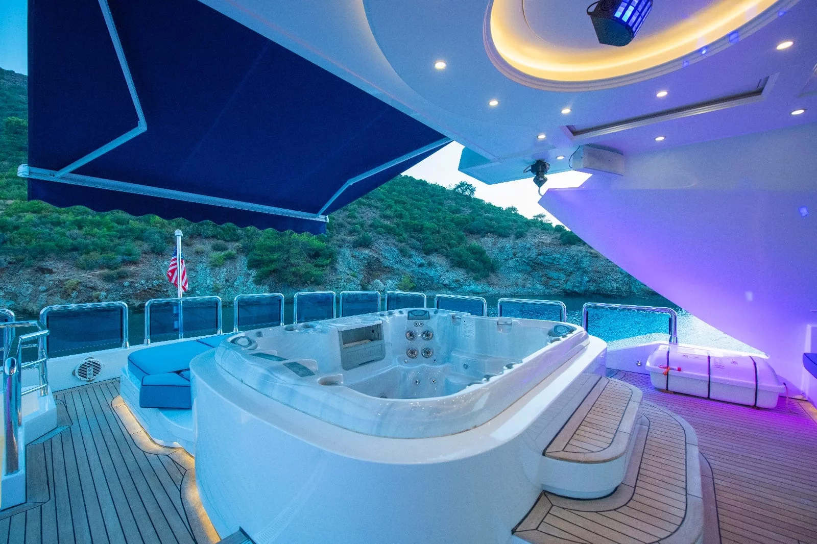 Custom Built Motorboat (Motoryacht DS)  - 22