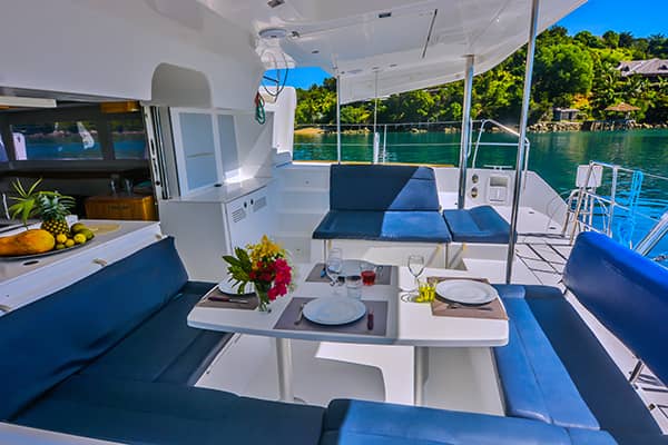 Photo #5 - Lagoon 450F (Tavel) in Nosy Be - 3216