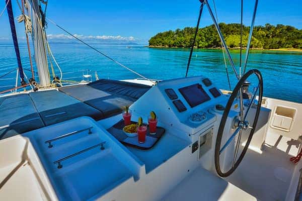 Photo #4 - Lagoon 450F (Tavel) in Nosy Be - 3216