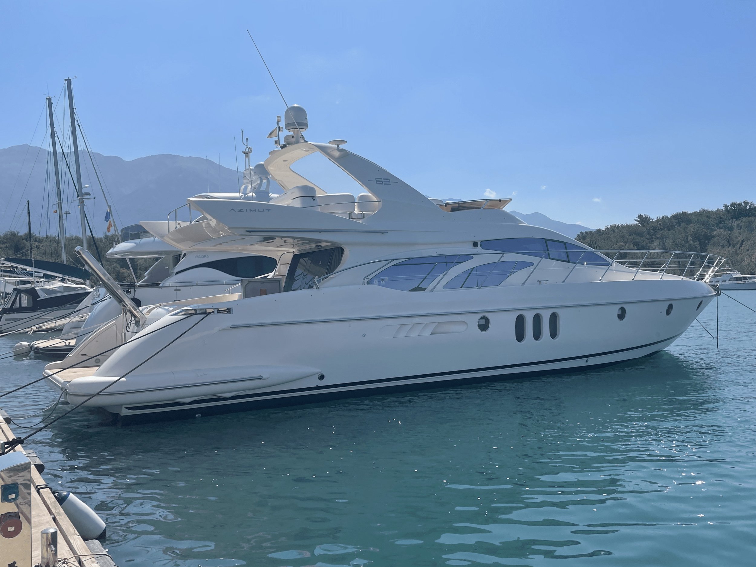 Photo #1 - Azimut 62 (Polina) in Tivat - 3223