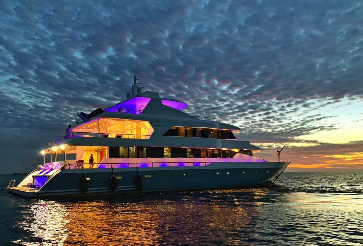 Photo #11 - Motor yacht (Princess Ulua) in Hulhumale - 3233