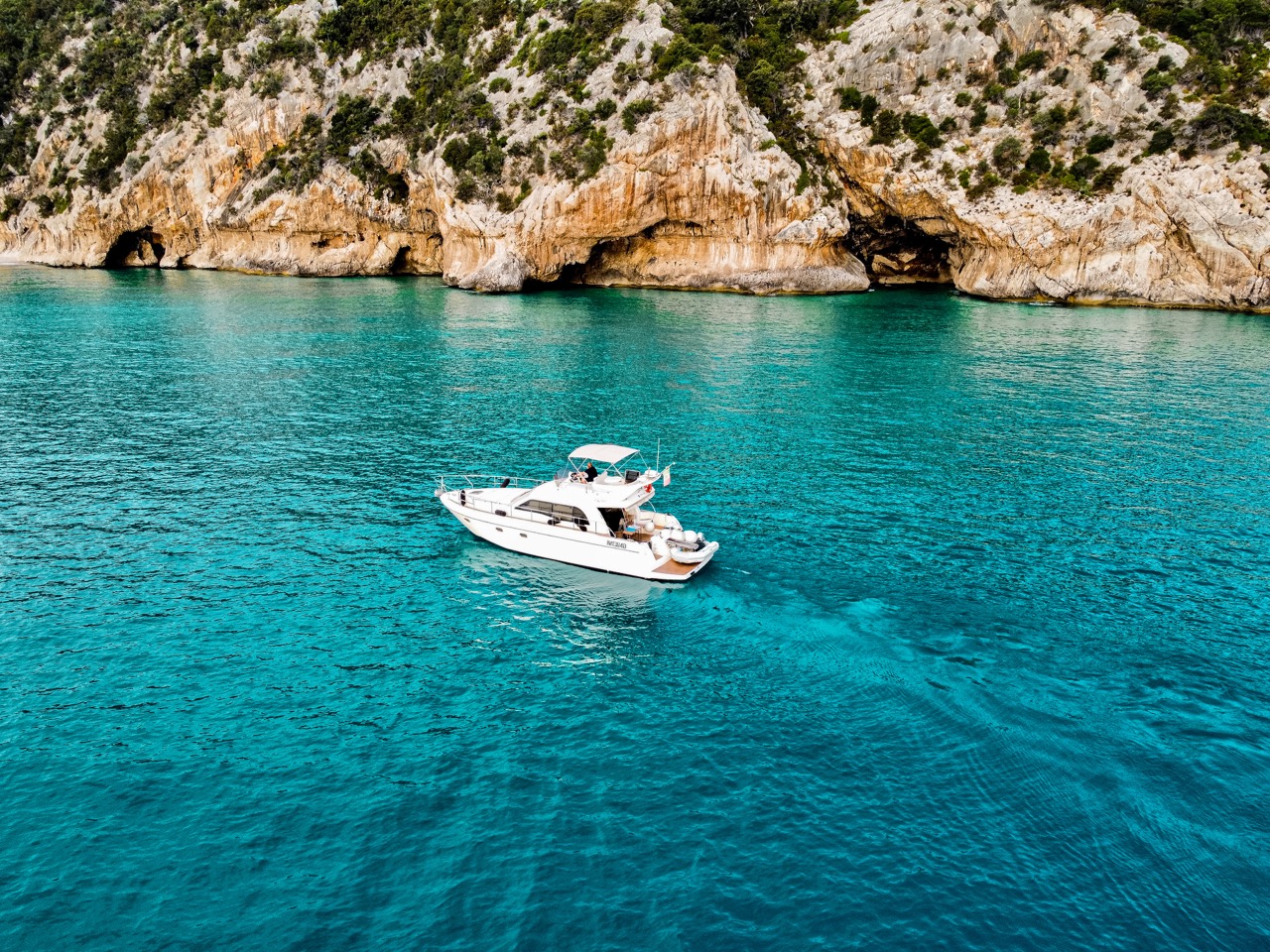 Photo #61 - Alpa Yachts 42 Fly (KORAL) in Villasimius - 3240