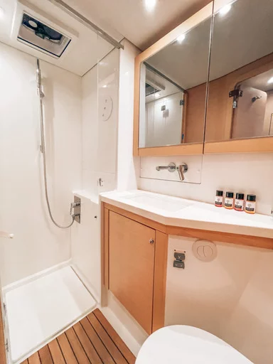 LAGOON 450s (SATYAM MELODY)  - 12